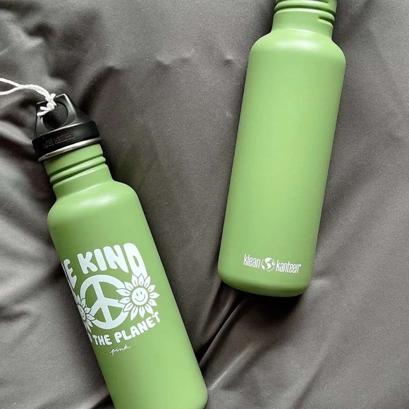 One Pink stainless bottle - Picture 5 of 5